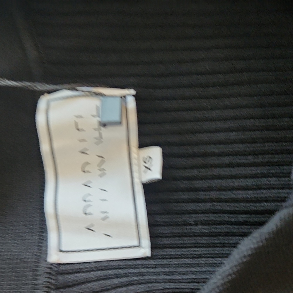 Apparalel Black Ribbed Button-Up Top - Picture 2 of 3